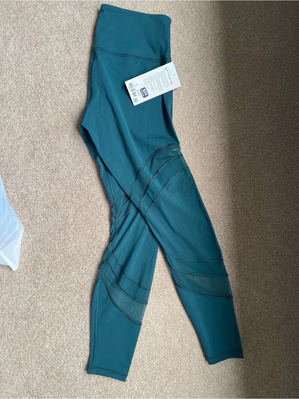 NWT  - Lululemon “Seek the Heat” leggings